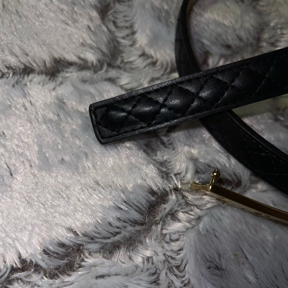 COPY - Michael Kors Belt - Picture 7 of 9